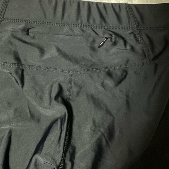 ROXY Relay Capri leggings with mesh paneling - Picture 5 of 9